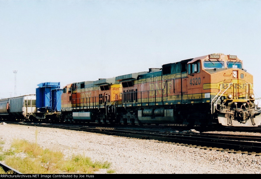 BNSF 4320 East